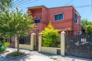 Casa multifamiliar c/ jardin en Venta,San Fernando