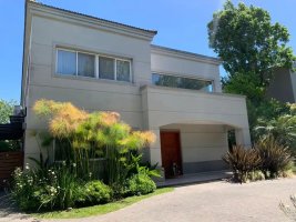 Greenlands Summer January 2026 Rental