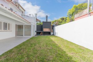 House for Rent in Vicente Lopez, 5 rooms, with Garden
