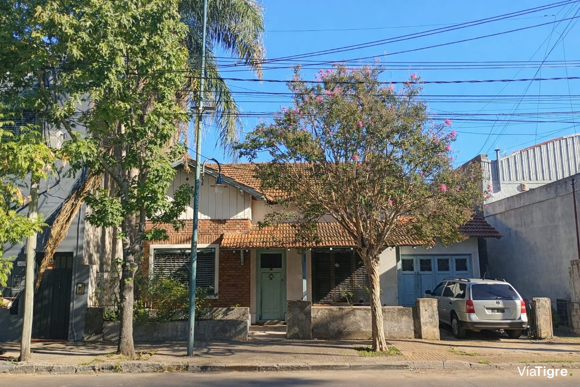 PH for Sale, Ground Floor Front, 5 Rooms, Needs Renovation, Munro