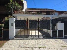 Casa 5 Ambientes Lote Propio En Martínez