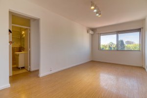 3-Room Apartment Olivos - For Sale
