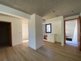 Apartment 3 Rooms for Sale – Victoria San Fer, Garage, Balcony