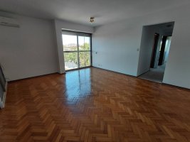 Apartment for rent, 4 rooms, garage, storage Oli
