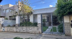 Sale House 3 Bedrooms - Vicente Lopez
