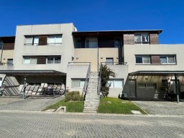 2-Room Duplex with Garage for Sale – Lago Escondido, Nordelta