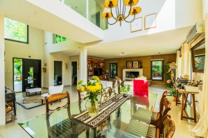 House for Sale – 6 rooms, pool – San Isidro Labrador, Deed
