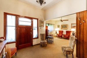 House for sale, 3 rooms, garden and pool, Olivos
