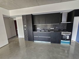 Apartment for Sale – 2 Rooms, Garage, Grill – Florida