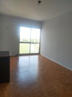 For Rent: 3-room Apartment, Upper Floor, Vte. López