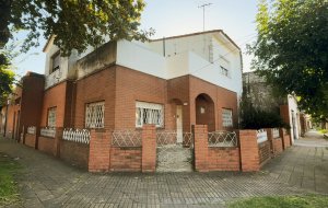 VENTA - Multifamiliar, 3 amb c/u - Villa Adelina