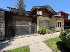 Casa En Olivos De 4 Amb Venta C/Garag+Ojo De Agua