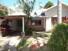 4-Room House for Rent in Olivos with Patio and Terrace