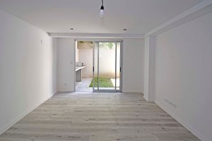 Duplex con jardin propio y cochera