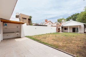 Casa Venta 3 Ambientes Carapachay Jardin Parilla