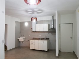 Rent Penthouse at meters from downtown Boulogne