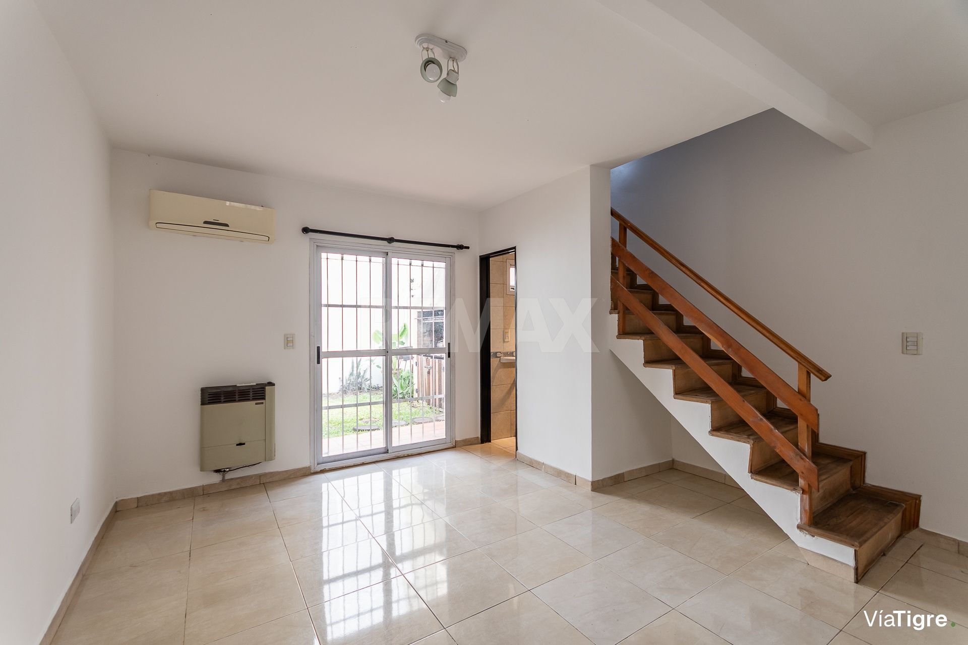 For Sale Penthouse 3-bedroom Garden Grill Garage Vte Lopez