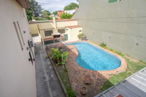 Casa 7 amb c/pileta y parrilla venta Florida Este