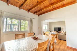 Venta Dúplex 4 amb. con Cochera Patio y Parrilla