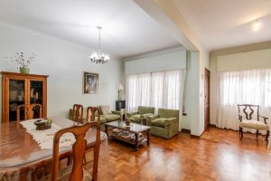 For Rent House 4?bedroom Patio Garage Florida V. Lopez