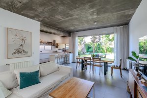 Casa en venta 5 ambientes jardin y pileta