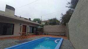 Casa 2 Amb Venta Olivos Con Jardin Pileta Cochera