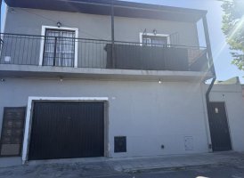 Venta Galpón Torcuato Con 5 Dptos Monoambientes