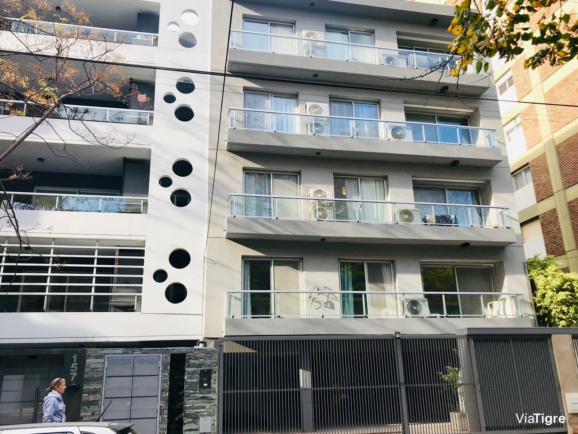 For Rent 2?bedroom 2 bathrooms 2 parking Baul Martinez
