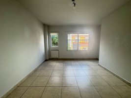 For Rent Triplex 2?bedroom Parking Florida