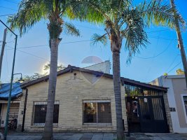 Venta Casa 4 Amb C/ Patio, Martínez - Apto Crédito