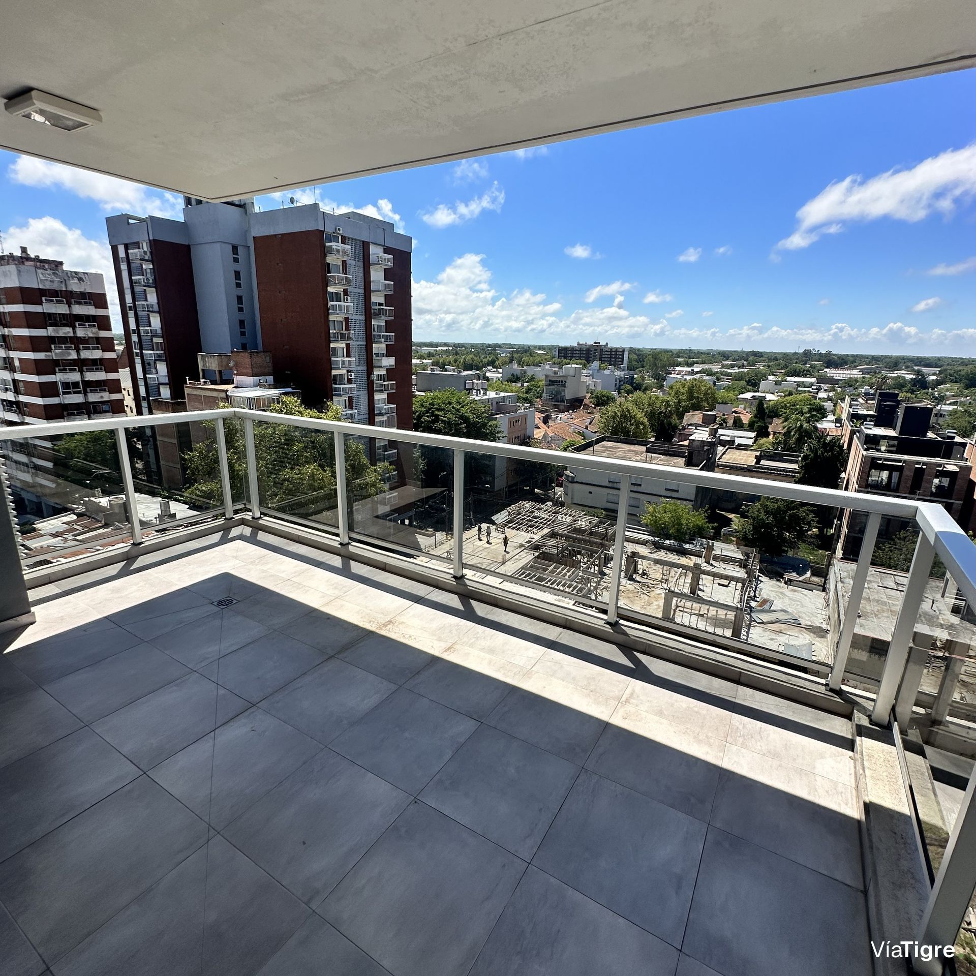 Venta 4 Amb C/Dep. Coch. Pileta Vista A. Credito