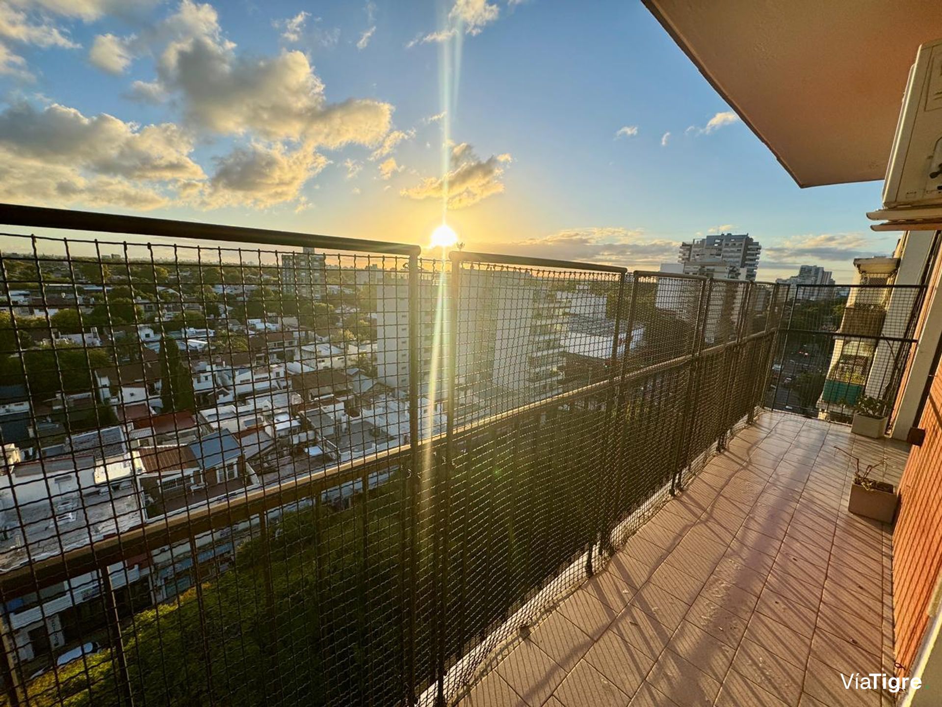 Sale Apartment 3 Rooms with Balcony in Vicente Lopez