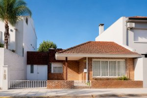 Venta Casa 4 Amb. Jardin/Quincho Vicente Lopez
