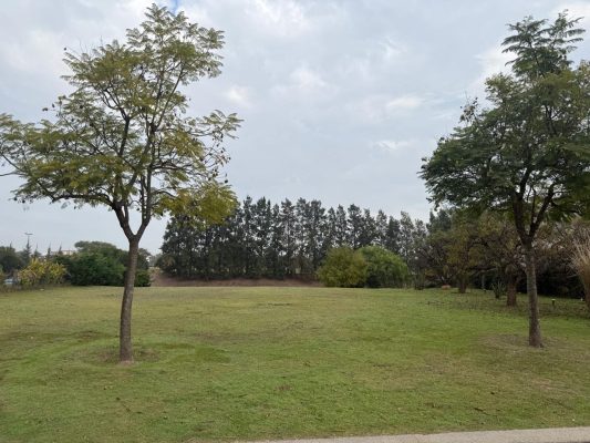 Sale Lakefront Lot Golf Club Neighborhood Nordelta Financing