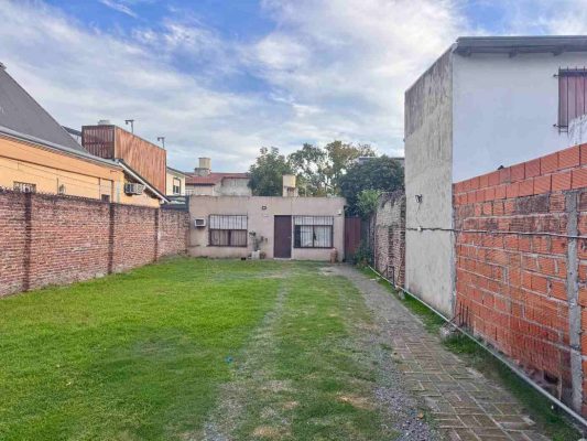 320m2 Lot, Great Location