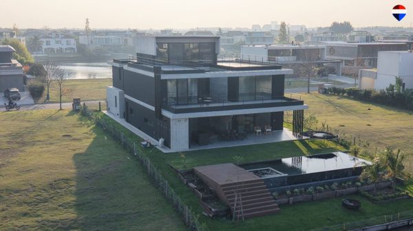 House for Sale on the Lagoon - Virazón Nordelta