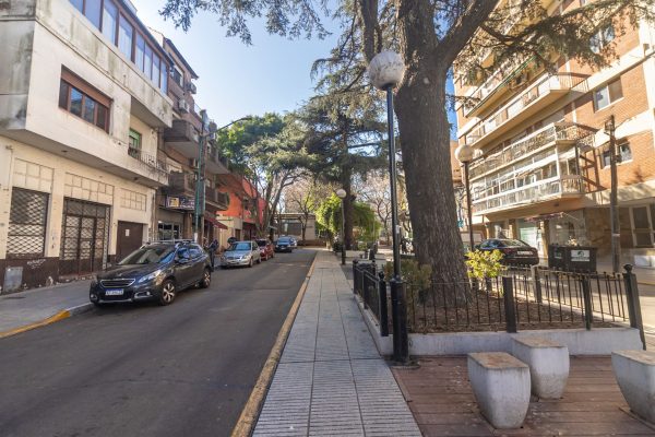 Rent Apartment Two Rooms With Parking Vicente Lopez
