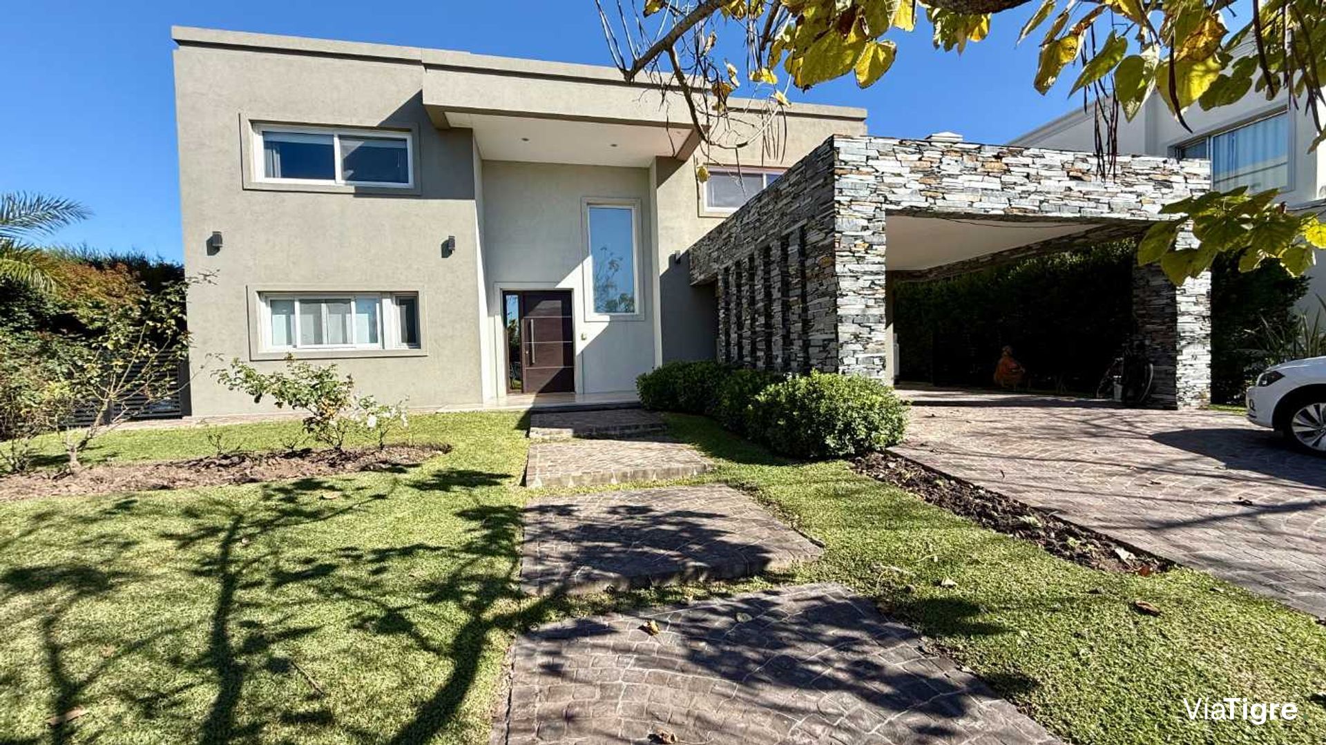House for Rent, 7 Rooms, Lakefront, Nordelta Los Alisos