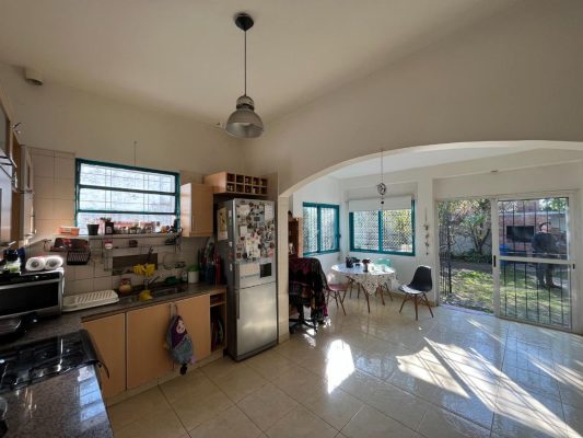 Olivos House, 3 Rooms with Garage
