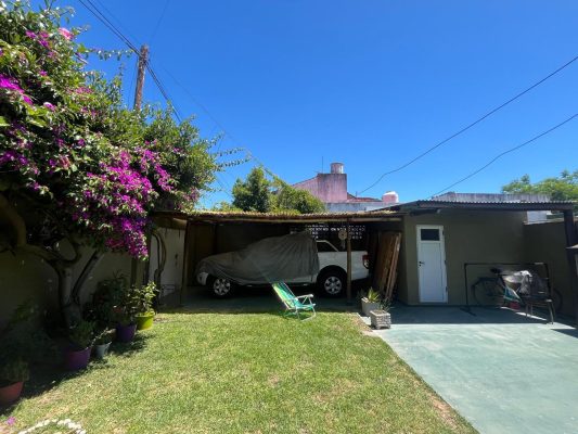 VENTA Casa 3 amb Jardin Cocheras Parri SAN ISIDRO